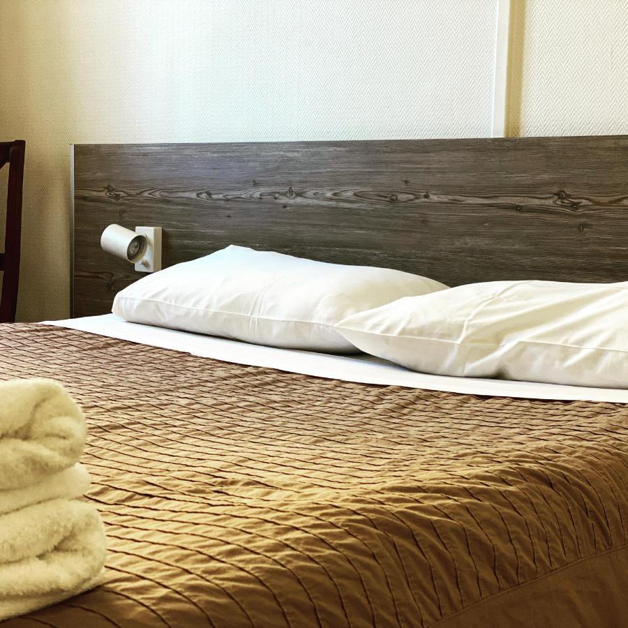 Hotel Le Midi Clermont-Cournon Экстерьер фото