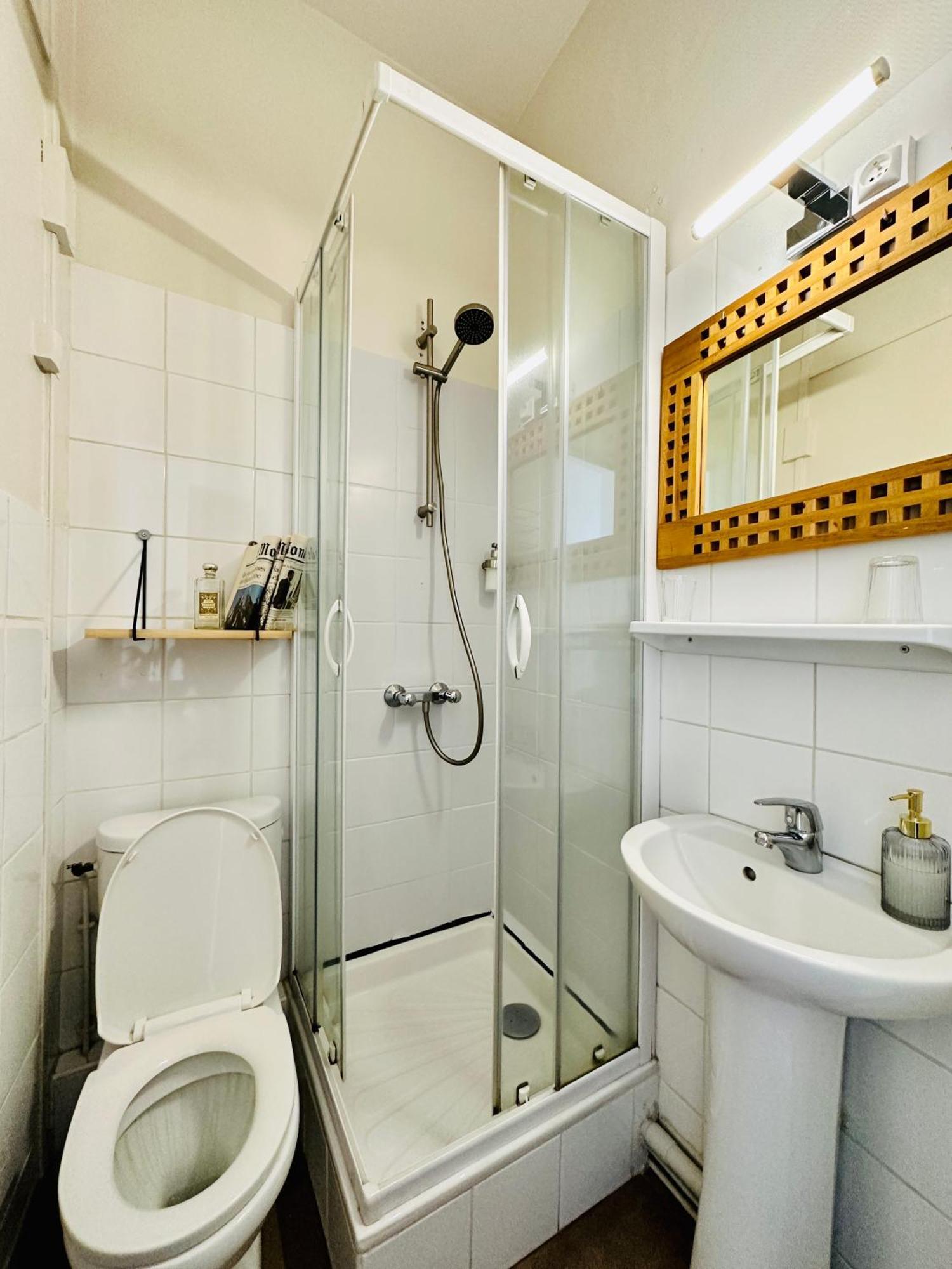 Hotel Le Midi Clermont-Cournon Экстерьер фото